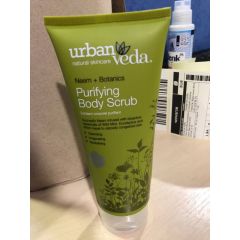 Очищаючий скраб для тіла Х316