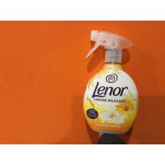 Х1921 Lenor спрей для розгладження речей